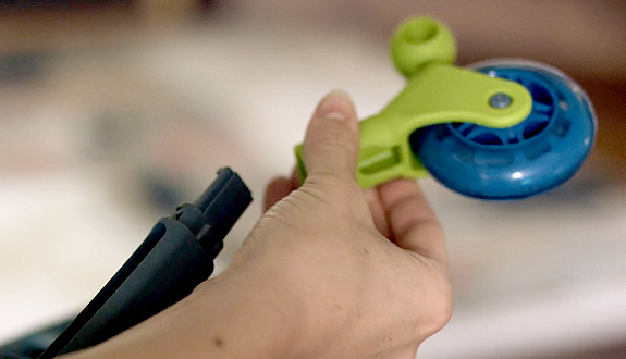 T3 Massager roller wheel head being attached with one click